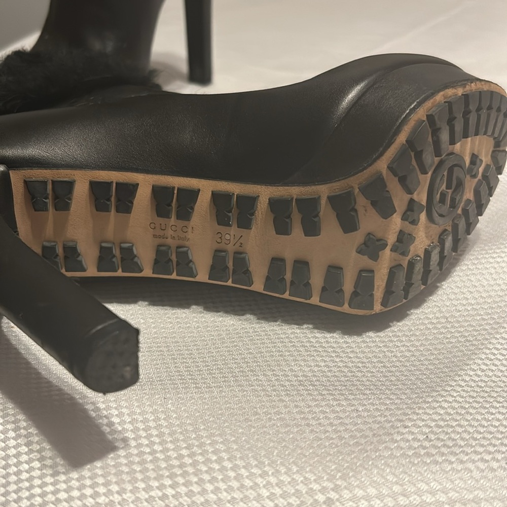 Authentic Gucci 4’ heels - Picture 3 of 6
